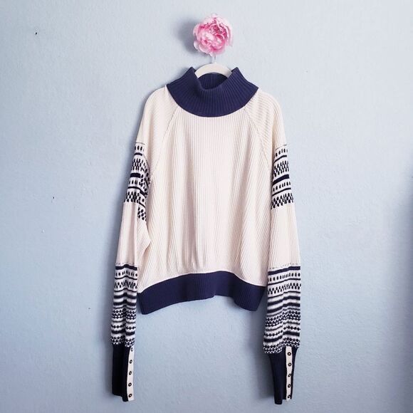 Free People Get Cozy Swit Sweater Ivory and Navy - Picture 2 of 8